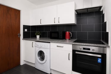 1 bed flat, Wolsdon Street,, Stonehouse, Plymouth, PL15EH - Image 3